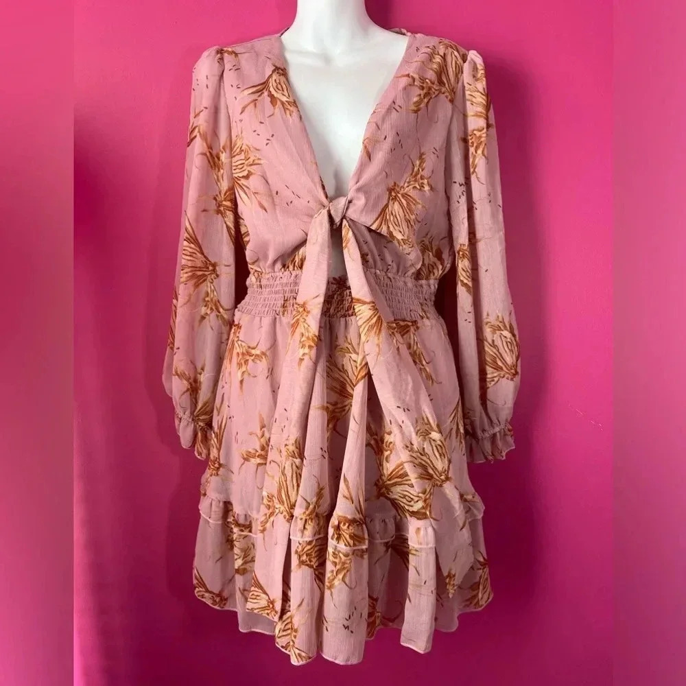 Flowy ruffle dress floral smocking new